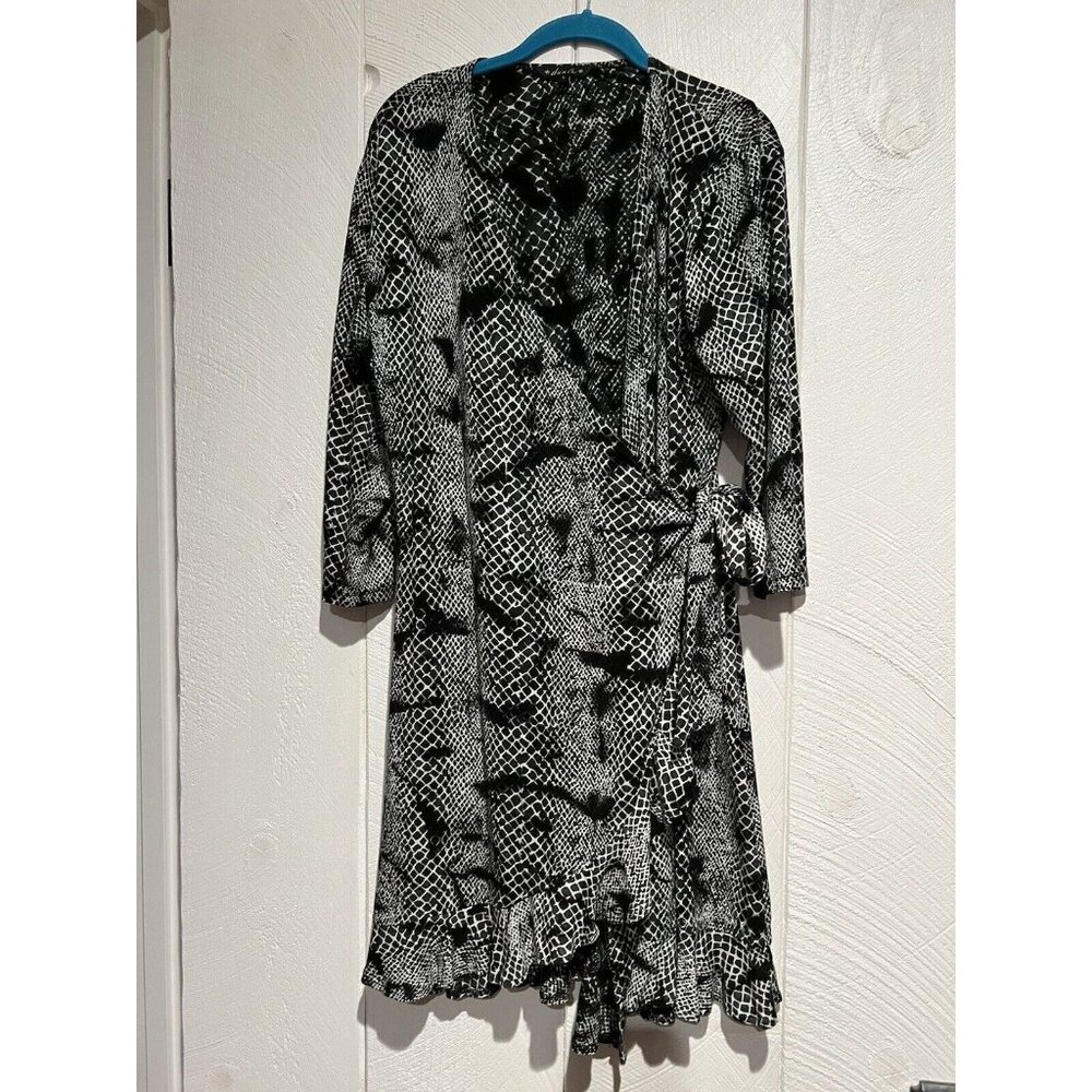 Dunia Wrap Dress Geometric Print 3/4 Sleeve Rayon Stretch Size Large Short
